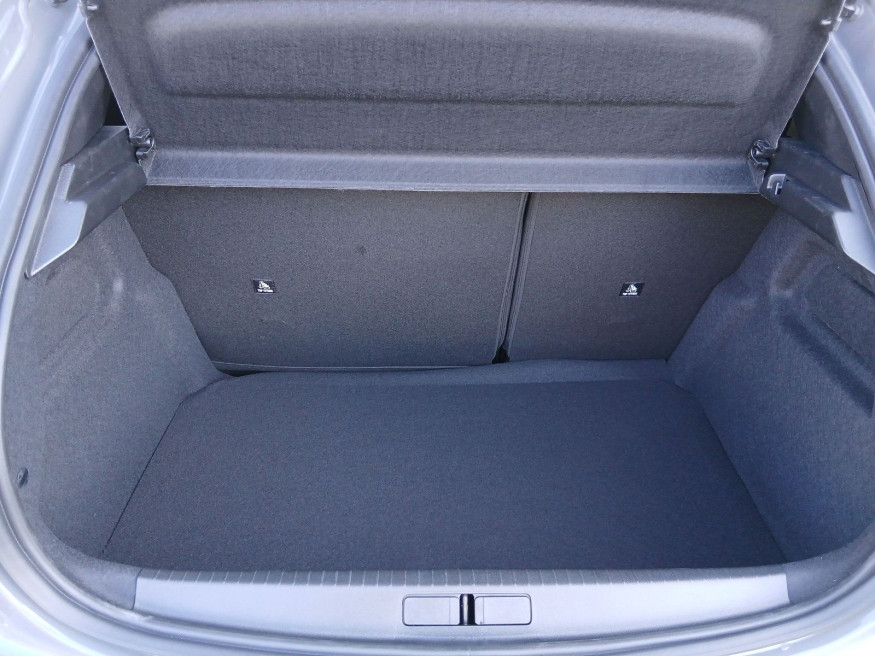 PEUGEOT 208 GT Hybrid 110