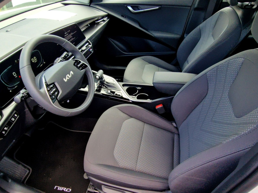 KIA Niro 1.6 GDi HEV Edition7