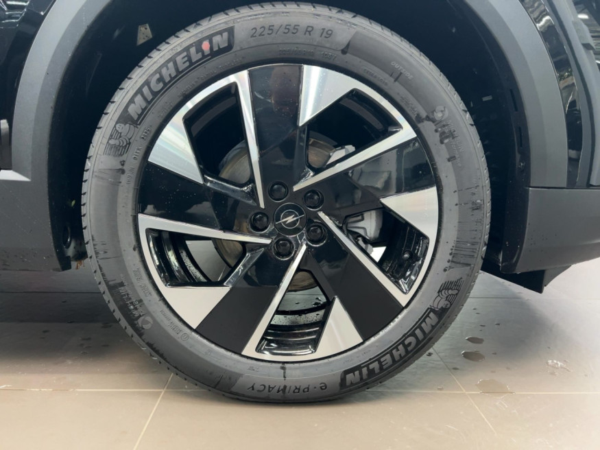 OPEL Grandland GS Hybrid *NP*