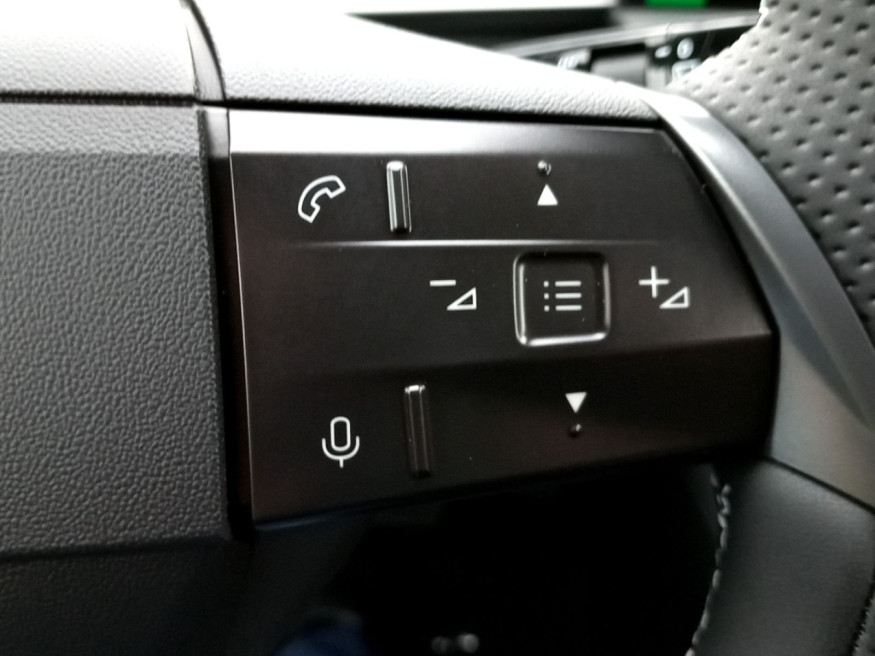 OPEL Grandland GS Hybrid *NP*