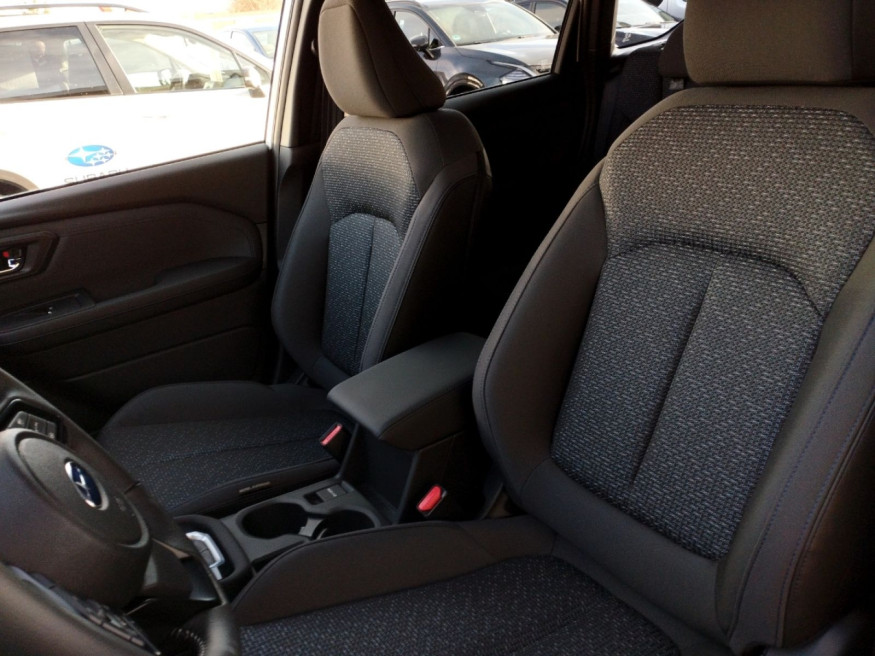 SUBARU Forester 2.0ie Active Lineartronic