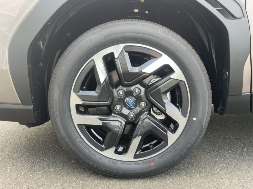 SUBARU Forester 2.0ie e-BOXER Exclusive