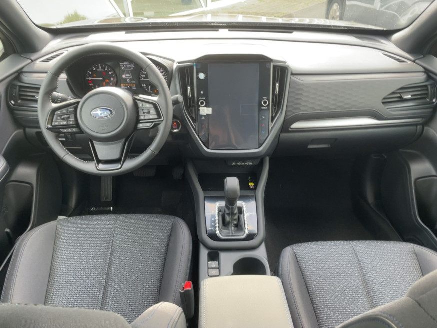 SUBARU Forester 2.0ie e-BOXER Exclusive