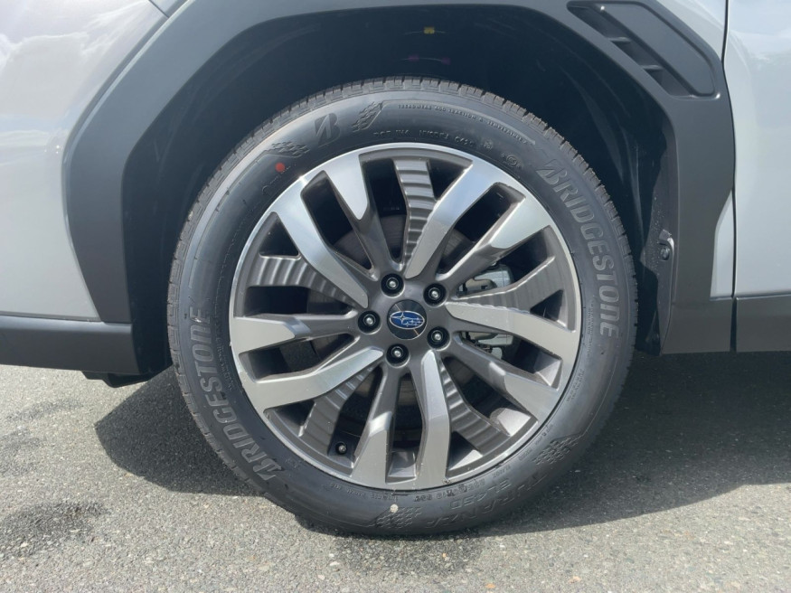 SUBARU Forester 2.0ie e-BOXER Platinum