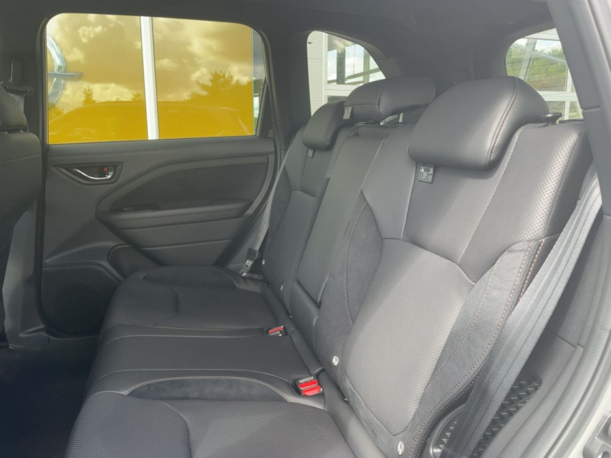 SUBARU Forester 2.0ie e-BOXER Platinum