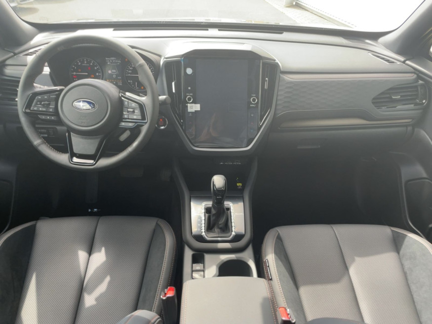 SUBARU Forester 2.0ie e-BOXER Platinum