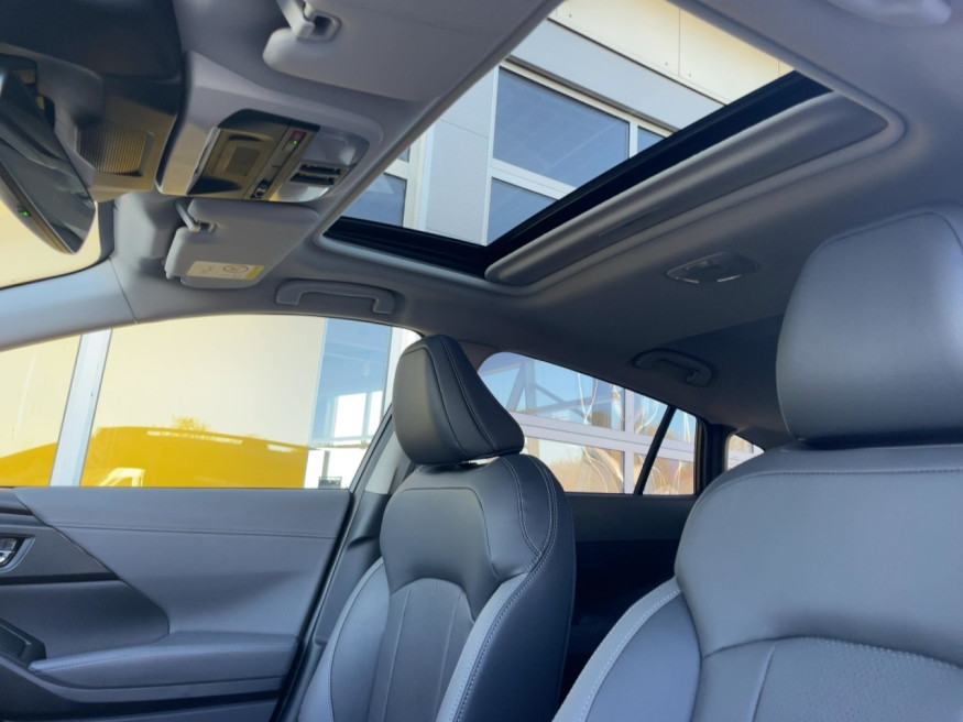 SUBARU Crosstrek Platinum 2.0ie e-Boxer