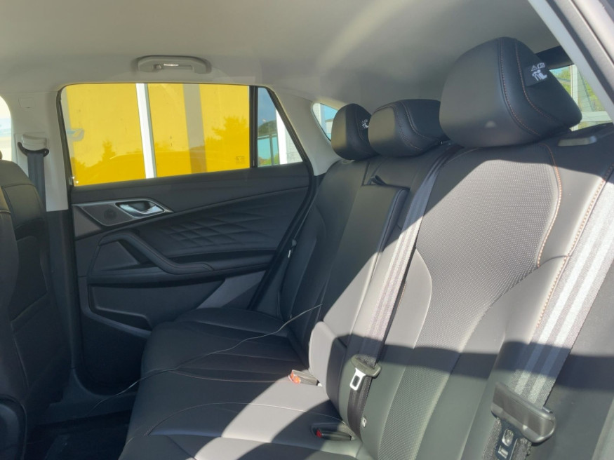 MG HS HEV Luxury MY25