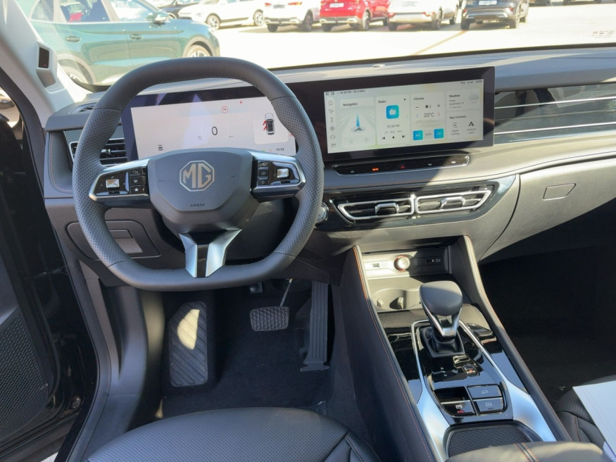 MG HS HEV Luxury MY25