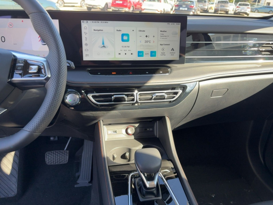 MG HS HEV Luxury MY25