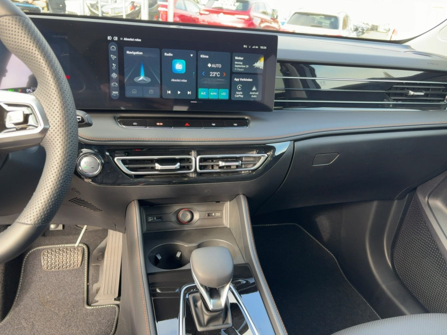 MG HS HEV Luxury MY25