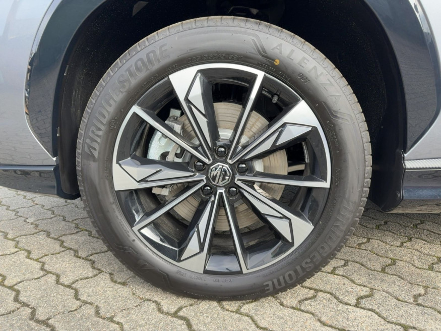 MG HS HEV Luxury MY25