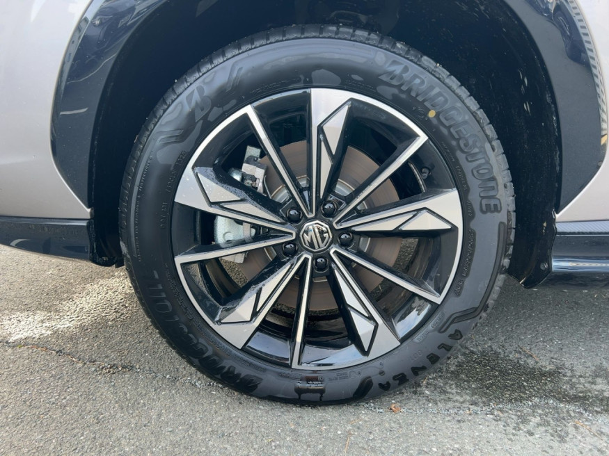 MG HS HEV Luxury MY25