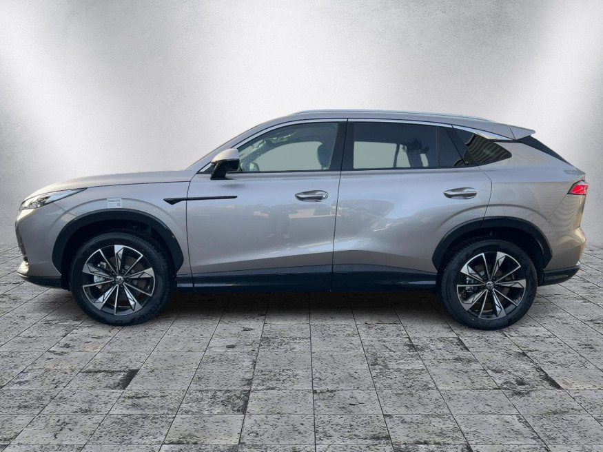 MG HS HEV Luxury MY25