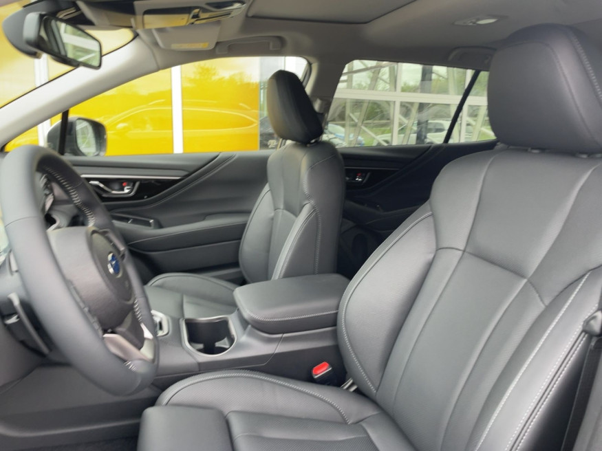 SUBARU Outback Platinum
