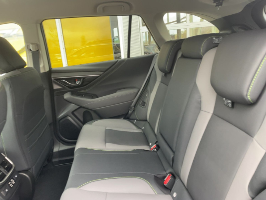 SUBARU Outback 2.5i Exclusive Cross