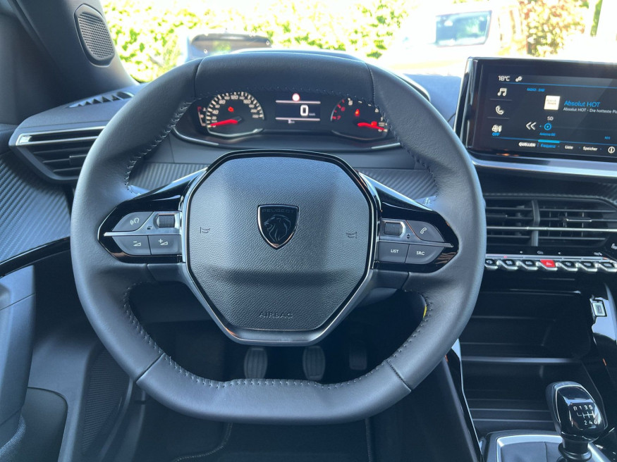 PEUGEOT 2008 STYLE PureTech 100