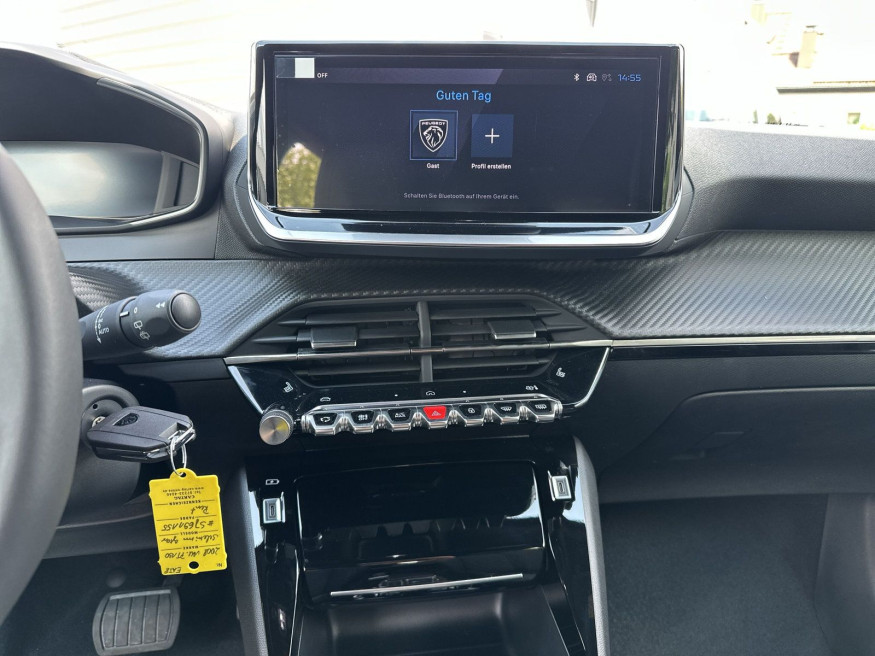 PEUGEOT 2008 ALLURE PureTech 130 EAT8