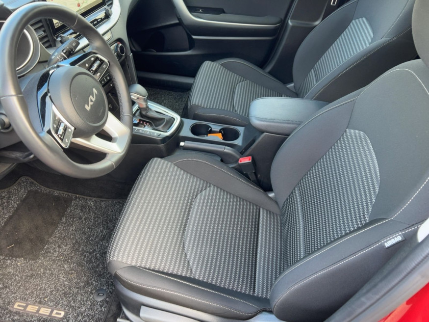 KIA Ceed SW Top,AT,VollLED,Nav,Kam,SHZ,LHZ