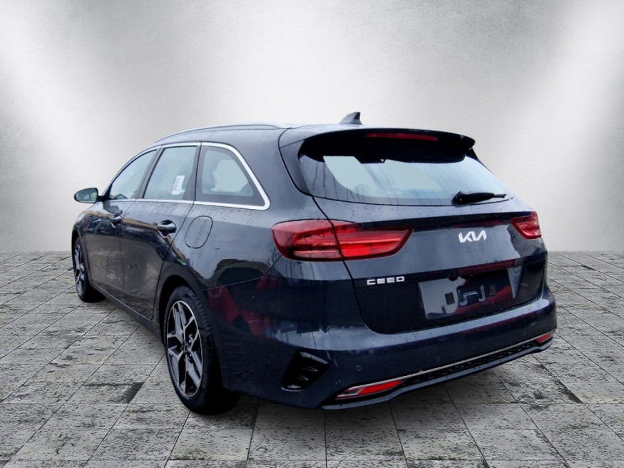 KIA Ceed SW 1.5 T-GDI Spirit