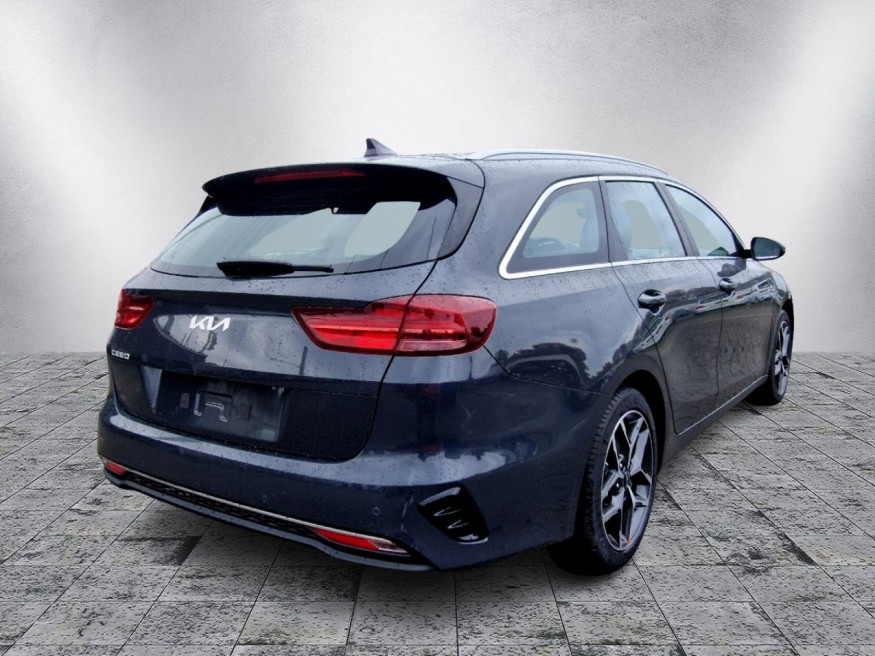 KIA Ceed SW 1.5 T-GDI Spirit