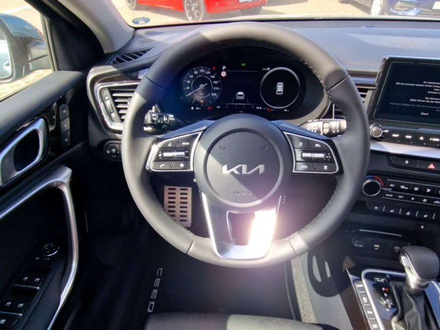 KIA Ceed SW 1.5T 140 DCT7 Platinum