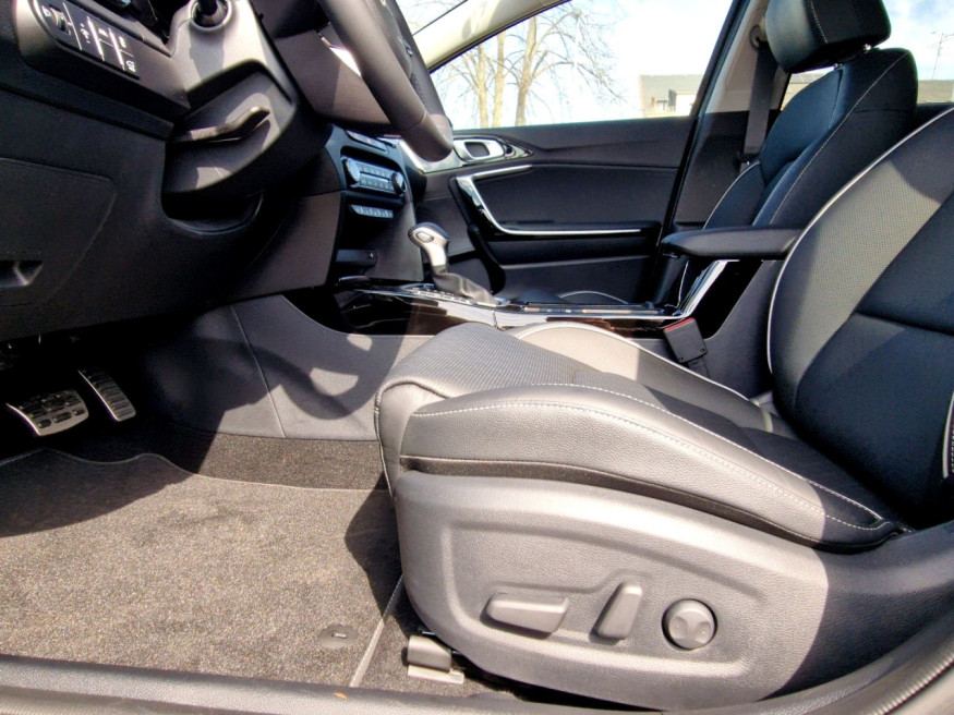 KIA Ceed SW 1.5T 140 DCT7 Platinum