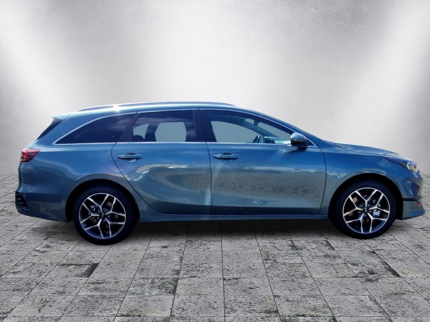 KIA Ceed SW 1.5T 140 DCT7 Platinum