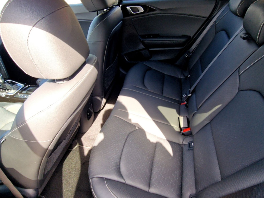 KIA Ceed SW 1.5T 140 DCT7 Platinum