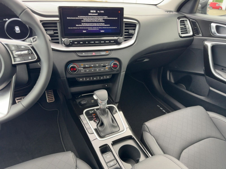 KIA XCeed 1.5 T-GDI 140 Platinum DCT7
