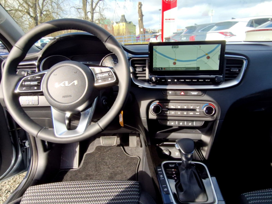 KIA Ceed SW 1.5 T-GDI DCT7 Spirit