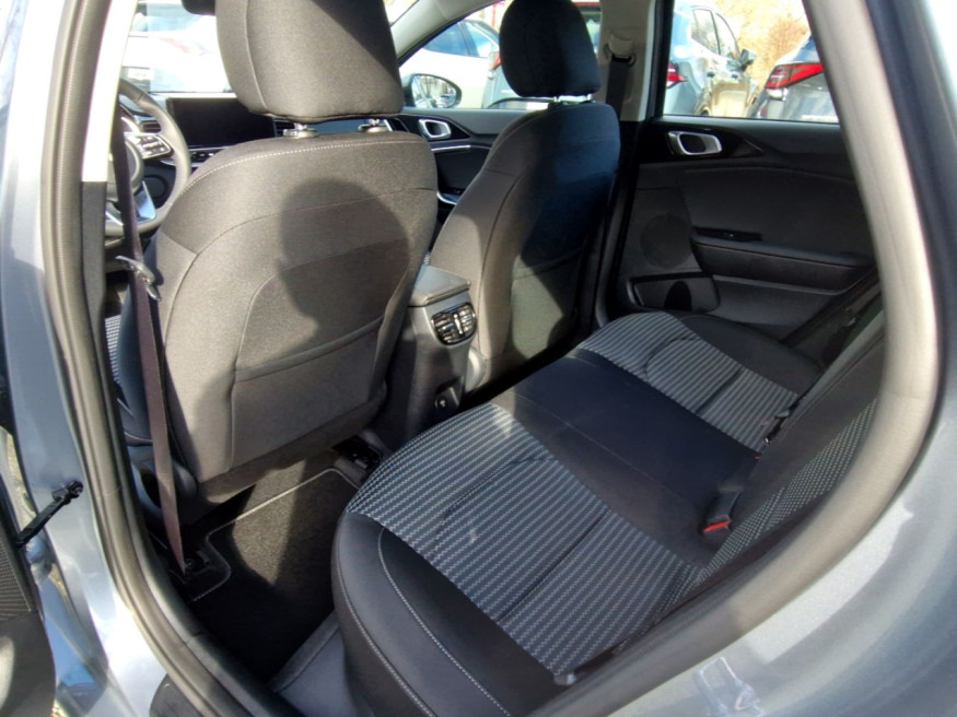 KIA Ceed SW 1.5 T-GDI DCT7 Spirit