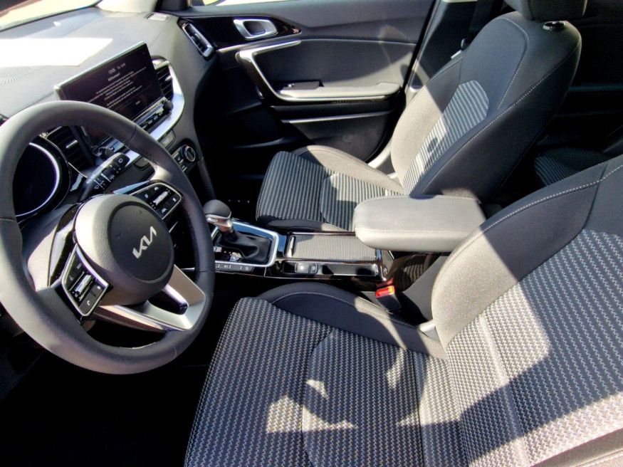 KIA Ceed 1.5 T-GDI Spirit DCT7