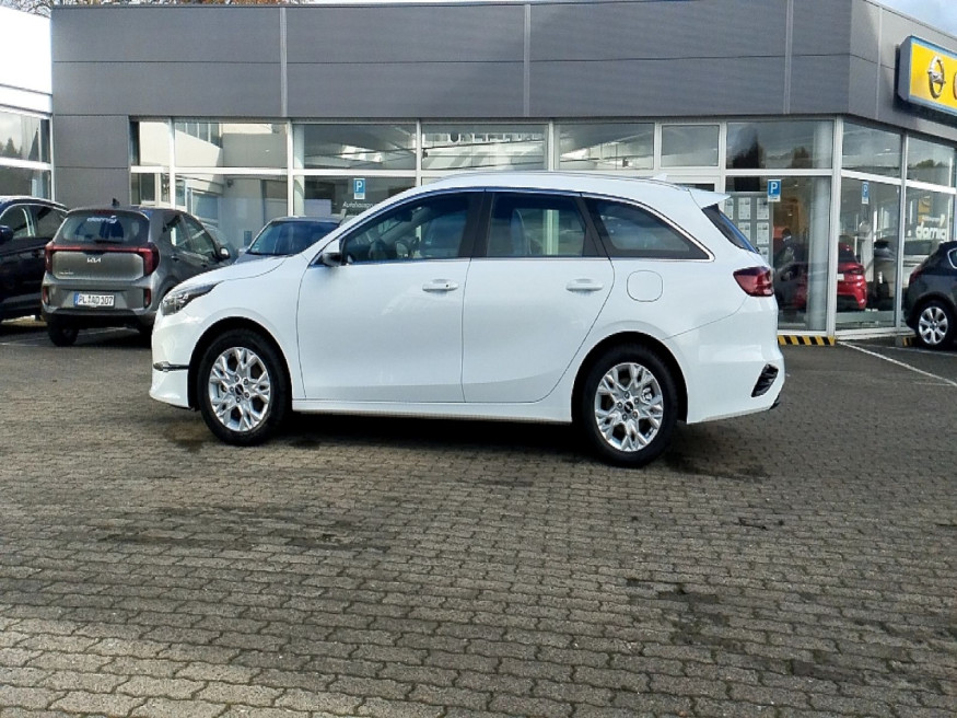 KIA Ceed SW 1.5T-GDI Ultimate Edition