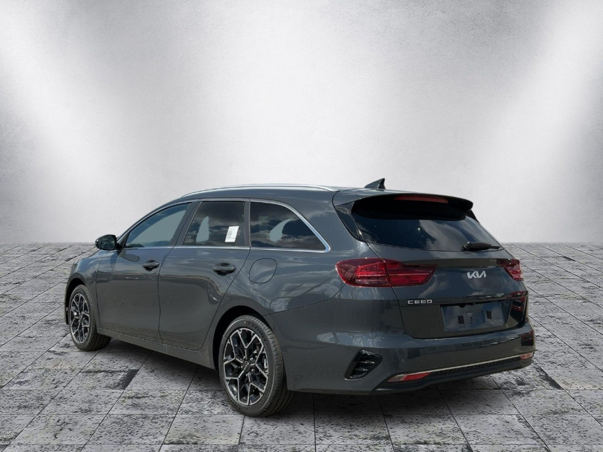 KIA Ceed SW 1.5 T-GDI Nightline Edition