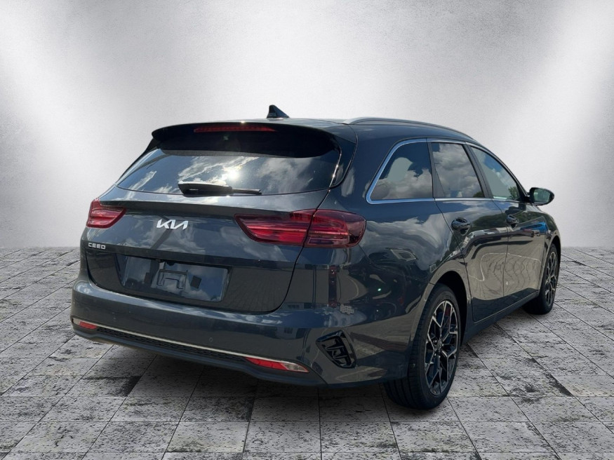 KIA Ceed SW 1.5 T-GDI Nightline Edition