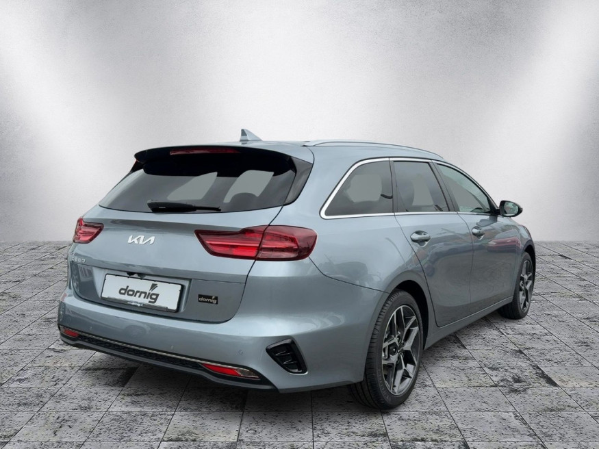 KIA Ceed SW 1.5 T-GDI DCT Platinum