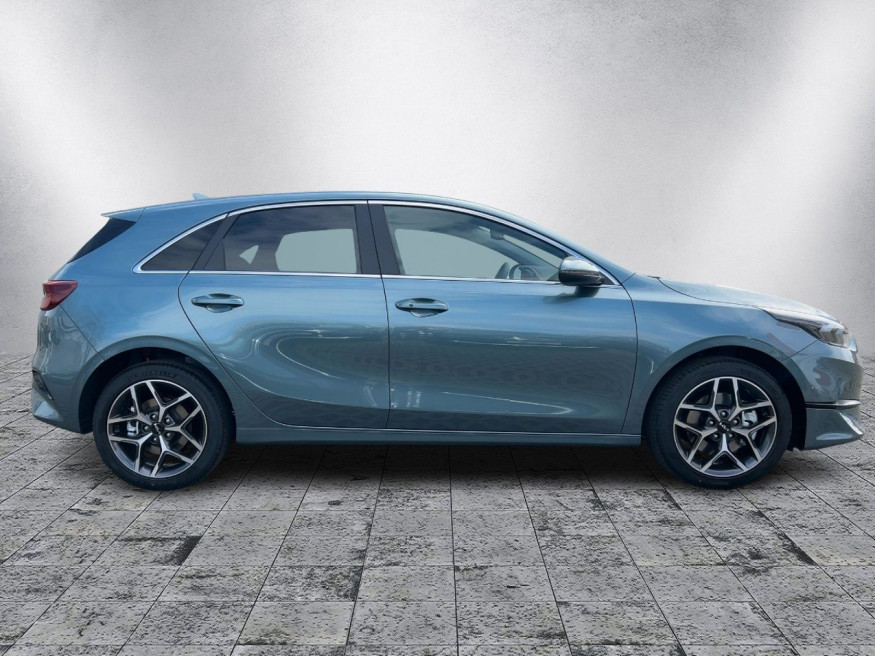 KIA Ceed 1.5T 140 Ultimate Edition