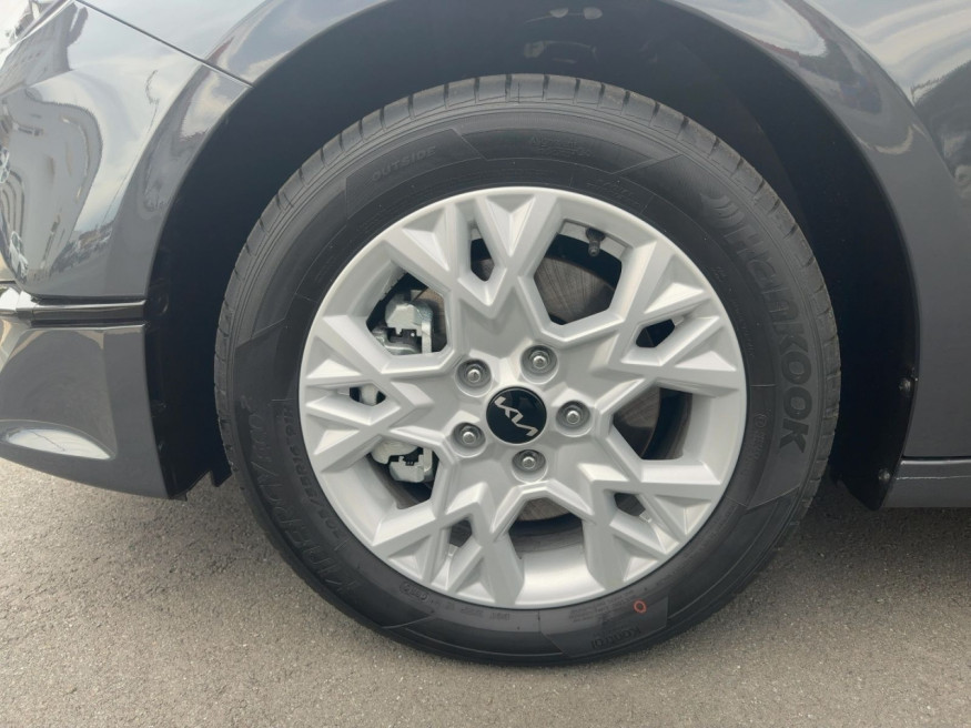 KIA Ceed 1.5 T-GDI Vision DCT7