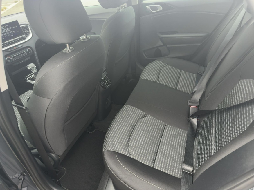 KIA Ceed 1.5 T-GDI Vision DCT7