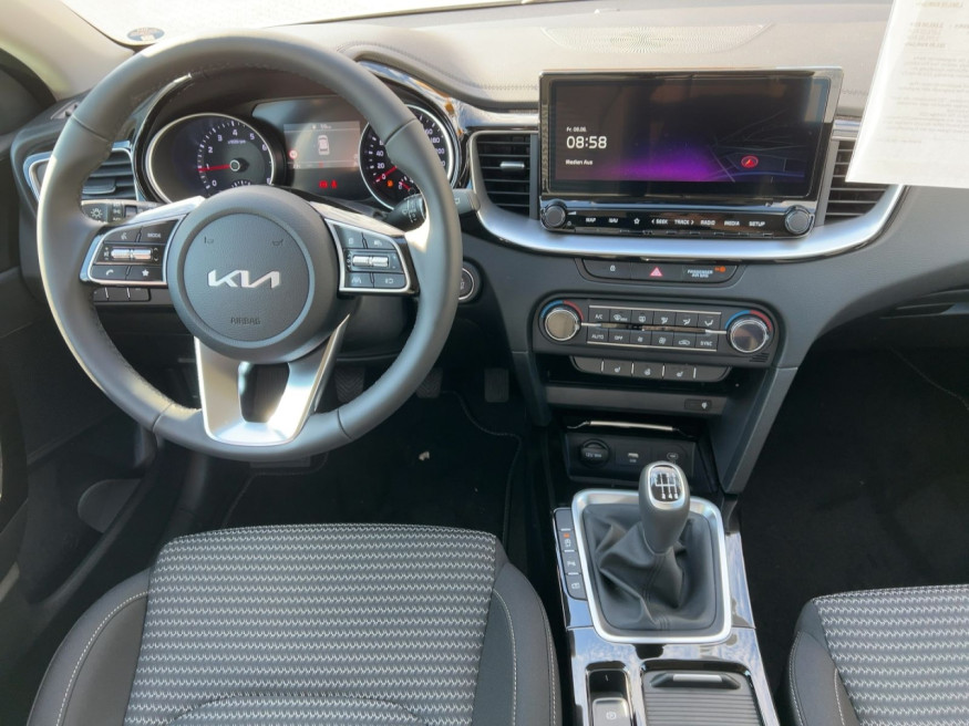 KIA Ceed 1.5 T-GDI Spirit
