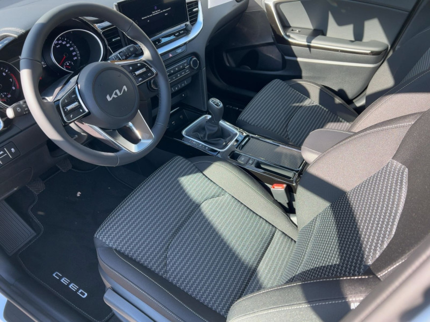 KIA Ceed 1.5 T-GDI Spirit