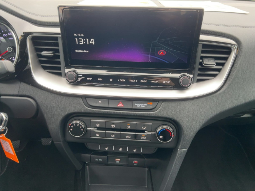 KIA Ceed SW 1.5T Vision 140