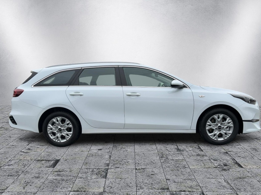 KIA Ceed SW 1.5T Vision 140