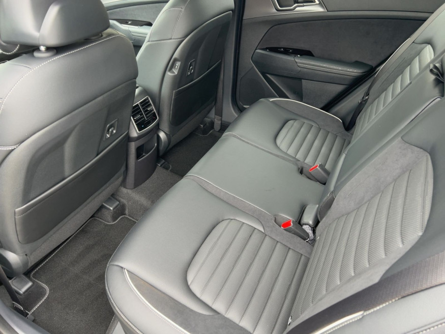 KIA Sportage 1.6 T-GDI 48V AWD DCT GT-Line