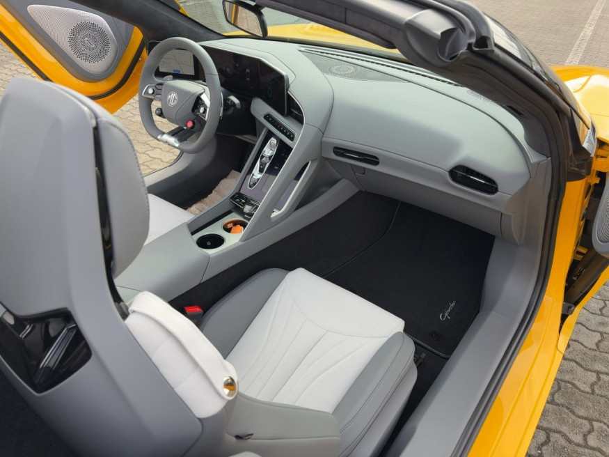 MG Cyberster Xpower MY24