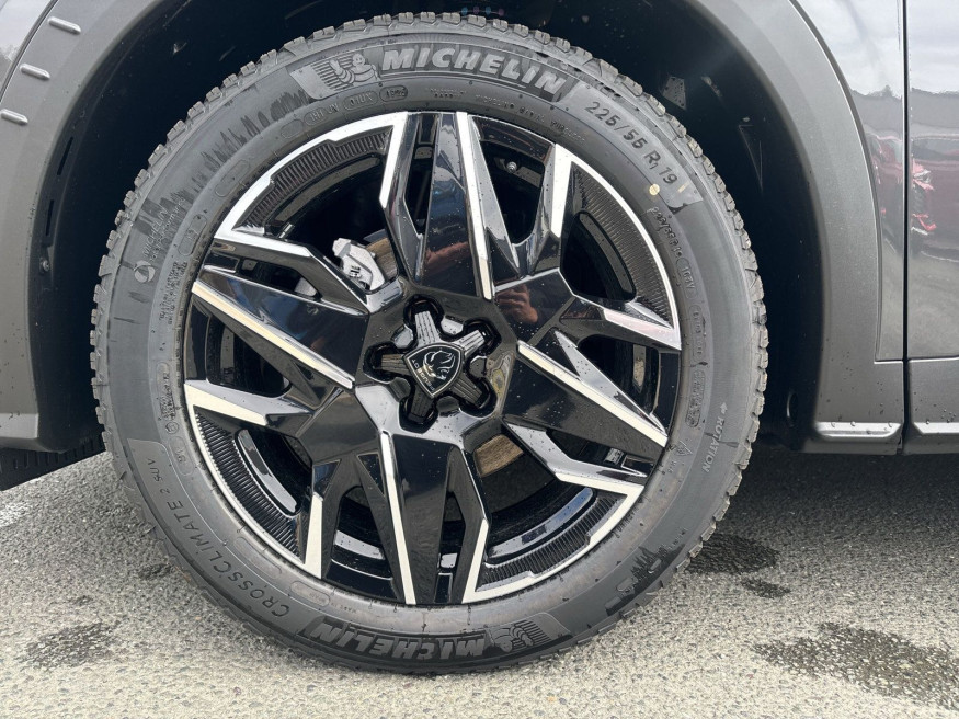 PEUGEOT 3008 Hybrid Allure 145 e-DSC6 *NP*