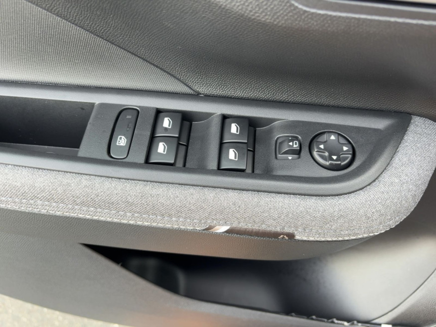 OPEL Frontera LED, Tech-Paket, Kamera