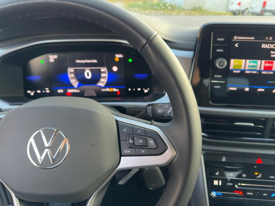 VW T-Roc Life, LED, SHZ, PDC, Navi