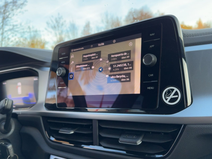 VW T-Roc Life, LED, Wi-Paket, Navi, PDC